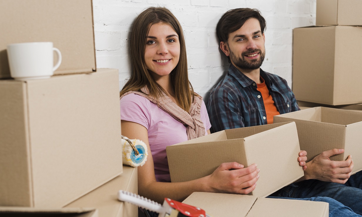 Coal Harbour moving team handling condo relocation in downtown Vancouver